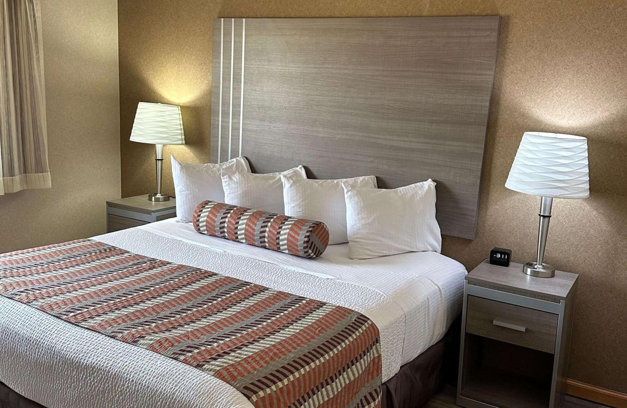 Best Western Circus City Inn Peru Exterior photo